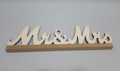 Decoratiune litere Mr And Mrs lemn - Img 2