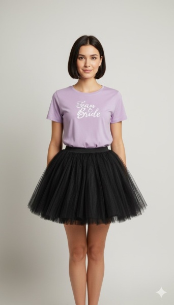 Tricou lila inscriptionat cu Team Bride, cu fusta neagra