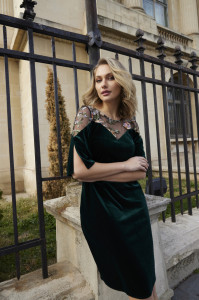 Rochie 'Catherine' din catifea verde cu platcă din dantelă - Img 6