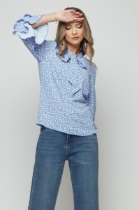 Bluză 'Celeste' print bleu cu fundă și volane - Img 2