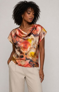 Top satinat cu decoletu drapat și print vibrant - Img 3