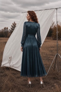 Rochie din voal satinat turquoise închis cu fustă plisată și talie accentuată - Img 2