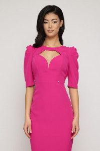 Rochie 'Dorothy' fucsia cu decupaj și umeri proeminenți - Img 1