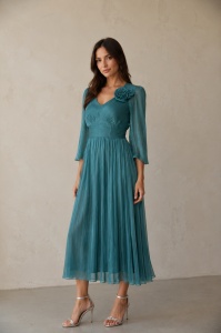 Rochie 'Ava' vernil din voal sidefat cu floare decorativă