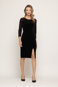 Rochie din catifea cu aplicații roșii