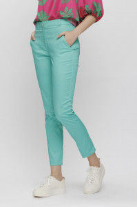 Pantaloni 'Nicolly' verde mentă pană