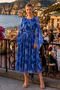 Rochie 'Celeste' din mătase naturală cu imprimeu floral albastru și mâneci fluture - Img 2