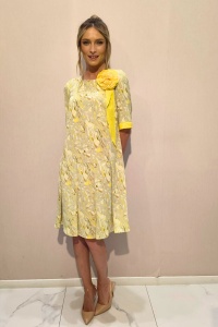 Rochie 'Amelie' cu imprimeu vibrant și floare detașabilă - Img 2