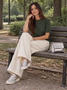 Tricou verde din tricot cu ștrasuri fine - Img 3