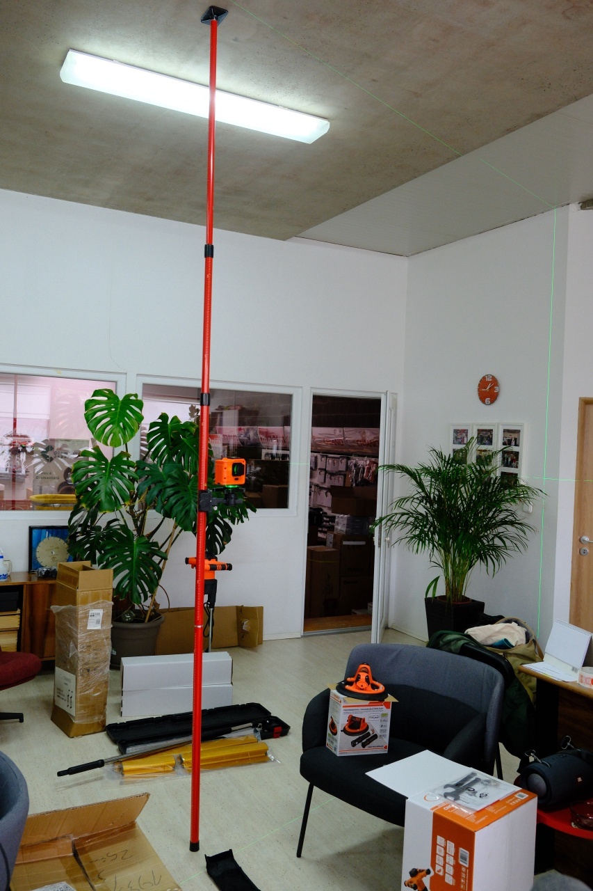 Tija Telescopica CRIANO 400cm Extensibila pt. Fixare Lasere si alte Unelte - CNO-SL400E — imaginea 11