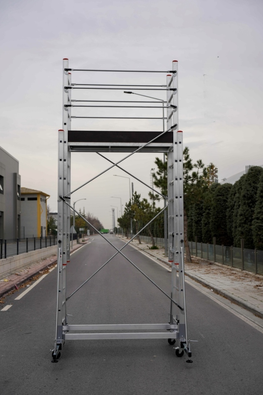 Schela mobila aluminiu telescopica 2x4(m), inaltime lucru 8 metri, o platforma 1,6x0,6(m), max 200kg/mp - CNO-SME-MEGA8 - imagine 8