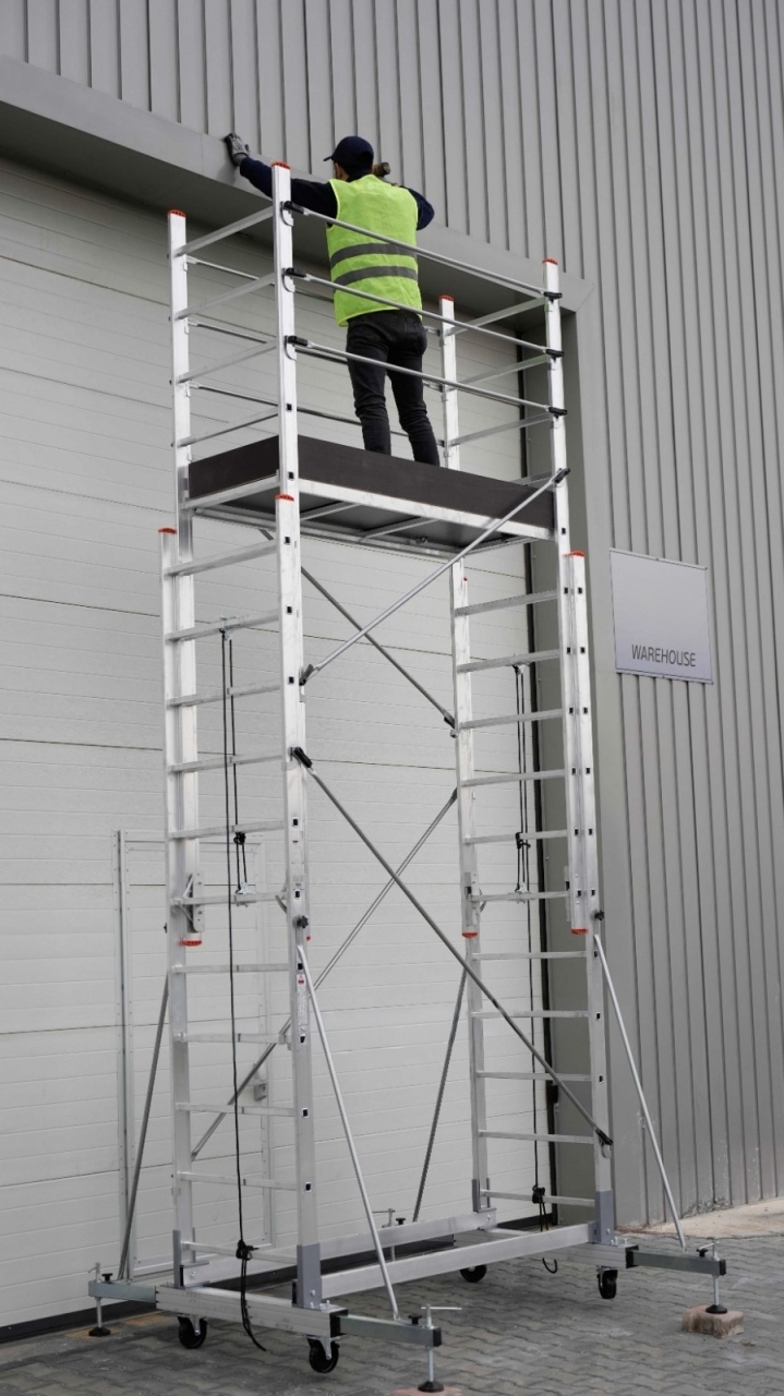 Schela mobila aluminiu telescopica 2x3(m), inaltime lucru 6 metri, o platforma 1,6x0,6(m), max 200kg/mp - CNO-SME-MEGA6 - imagine 4