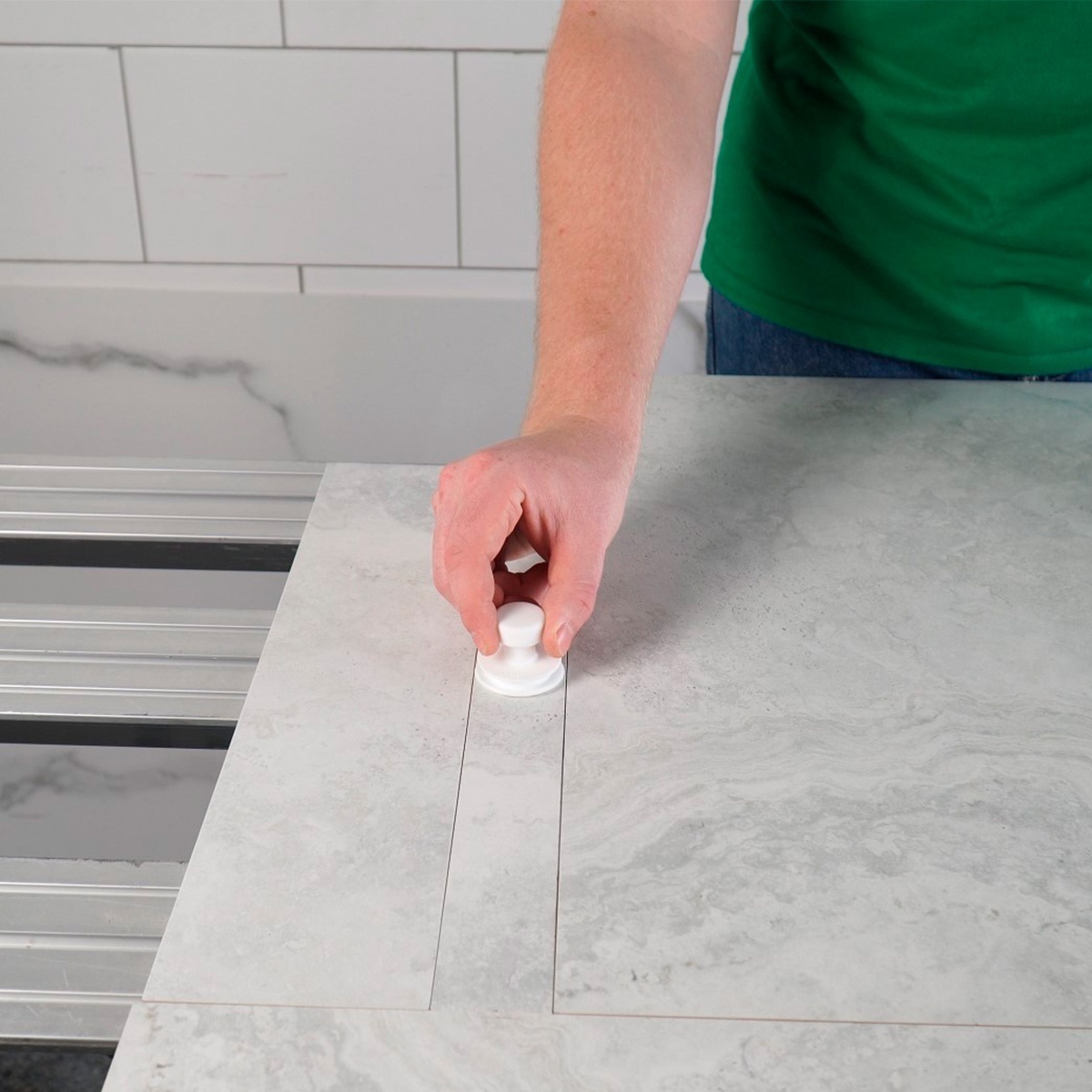 Set 2 mini ventuze ⌀40mm si ⌀80mm cu suport de găurire MiniFix - Distar-89568442174 - imagine 4