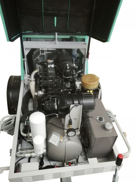 Pompa diesel pentru sapa, fara paleta de incarcare , remorcabila Mover 270 DR EVO T5 Motor Yanmar 35 kW Stage V