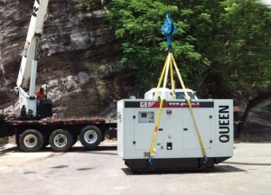 Generator insonorizat GENMAC Queen G130IS Pmax. 131 kVA 400V, IVECO, SYNC DSE-8610+WH+EG+SK02 - Img 2