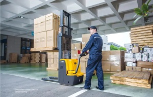 Stivuitor / transpalet electric cu platforna, XILIN CDDR15-II (1.5T X 5.6M) - Img 2
