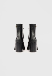 Tommy Hilfiger Botine Femei - Img 2