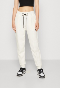 Nike Pantaloni De Trening Femei