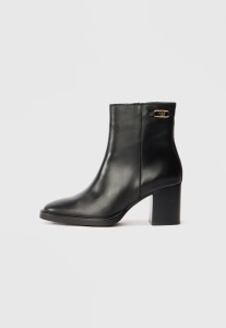 Tommy Hilfiger Botine Femei - Img 4
