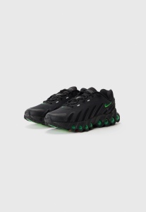 Nike Adidasi Femei