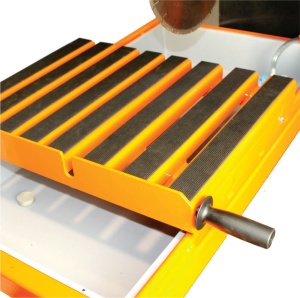 Bisonte KTV 400 Masina de taiat caramida, disc 400 mm, lungime taiere 450 mm - Img 2