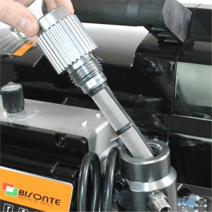 Bisonte PAZ-24X Pompa airless cu piston, debit 2,4 l/min., motor 1300W - Img 2