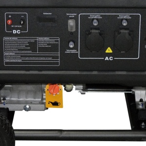 Generator de curent benzină Rotakt ROGE7000 6.8 KW, AVR, Voltmetru, Iesire12V, Consum Redus 3,12 l/h - Img 4