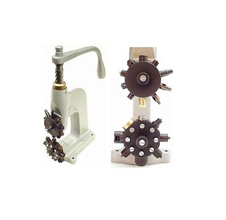 Presa de nituit tip Revolver
