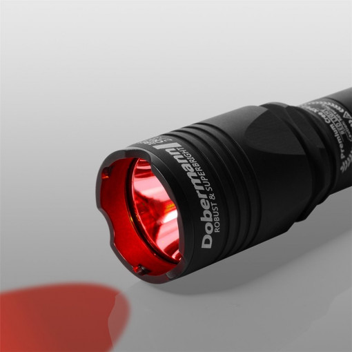 Lanterna tactica Armytek Dobermann- lumina rosie