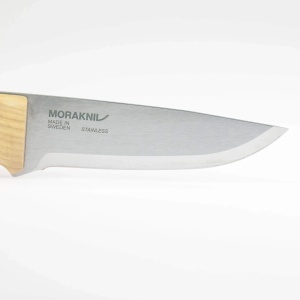 Morakniv Nusnas (S) – Cutit Outdoor Compact Full-Tang cu Otel 12C27 58 HRC si Maner Lemn Frasin - Img 3