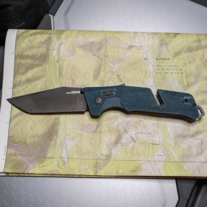 Cutit pliabil SOG Trident AT Uniform Blue Tanto 11-12-09-41, lama Tanto CRYO D2, deschidere asistata, AT-XR Lock, taietor de centura, spargator geam, maner GRN Uniform Blue - Img 8