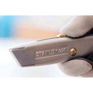 Cutter metalic retractabil Stanley 2-10-099 99E 160mm - Img 2