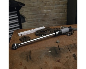 Cheie dinamometrică cu clichet WGB 1/2" 25-125 Nm, crom-vanadiu - Img 6