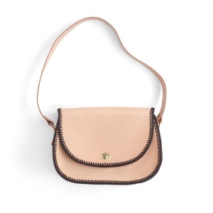 Kit geanta de mana Revival din piele vegetala Tandy Leather, cu buzunar cu fermoar
