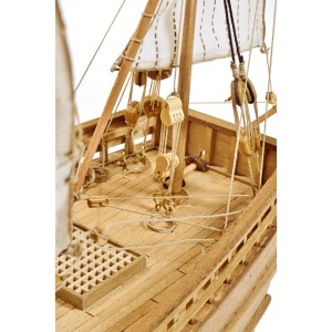 Pinta - Caravela lui Columb 1492, Navomodel Amati, Scara 1:65 Lungime 45cm - Img 11