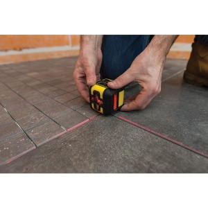 Stanley STHT77502-1, nivela laser cross 90, cu linie in cruce + un fascicul 90 grade, lumina rosie, auto-nivelare, prindere cu clema, QuickLink, raza actiune 12m, include 2 baterii AA, clema si husa - Img 13