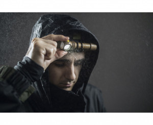 Lanterna frontala Armytek Wizard C2 Pro Sand White 2500 lm cu acumulator 18650 - Img 22