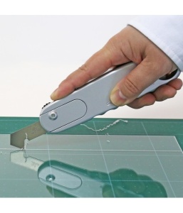 Set Cutter metalic pentru plastic profesional +5 LAME DE SCHIMB NT Cutter - Img 3