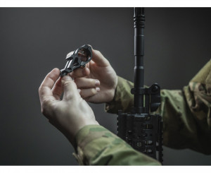 Suport pentru lanterna Armytek AWM-06 pentru sina Picatinny si Weaver - Img 11