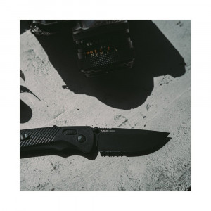Cutit pliabil SOG Flash AT Blackout Serrated 11-18-02-41, lama Drop Point partial zimtata CRYO D2 Black TiNi, deschidere asistata S.A.T., AT-XR Lock, maner GRN Black - Img 9