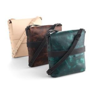 Kit geanta crossbody Alyssa din piele vegetala Tandy Leather, 25 x 28 x 4 cm