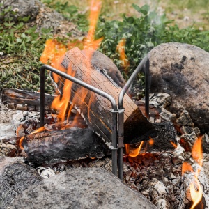 Suport pliabil cu trei picioare Stabilotherm pentru tigai si plite de camping - Img 2