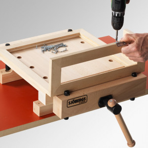 Banc de lucru portabil Sjöbergs cu menghina, lemn masiv de fag, deschidere 110 mm - Img 15