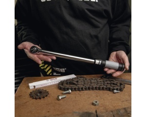 Cheie dinamometrică cu clichet WGB 1/2" 25-125 Nm, crom-vanadiu - Img 4
