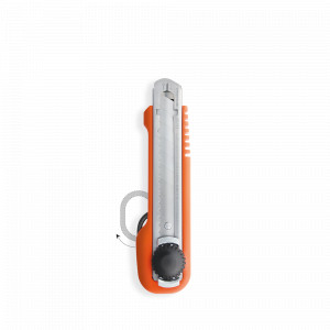 Cutter profesional heavy-duty KAI LP-200 Japonia, lama segmentata de 18 mm
