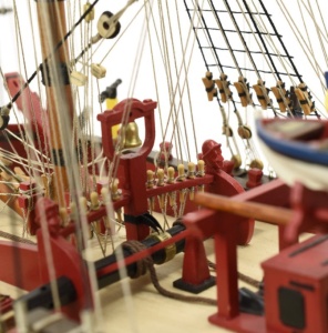 Navomodel Nava HMS Endeavour, scara 1:65 - Artesania Latina - Img 8