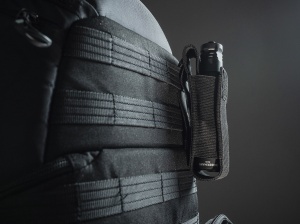 Set tactic Armytek Dobermann Pro Extended Set Warm cu acumulator, incarcator, suport magnetic si filtre - Img 4