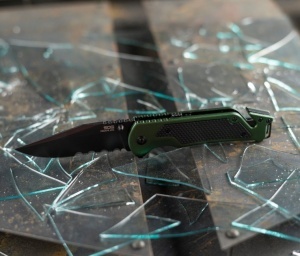 Cutit pliabil SOG Escape 2.0 Olive Drab 11-52-01-43, lama Clip Point AUS-8 partial zimtata, deschidere asistata, taietor centura, spargator geam - Img 8