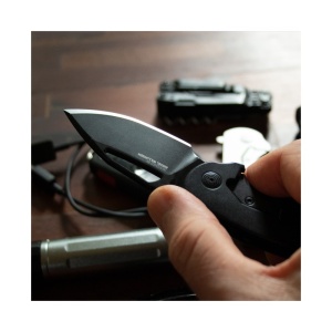 Cutit pliabil SOG Stout FLK Blackout 14-03-02-57, lama Clip Point CRYO D2 Black TiNi, Frame Lock, deschidere Flipper, maner G10 Black, EDC - Img 7