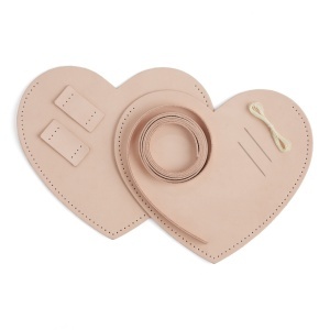 Kit geanta crossbody in forma de inima din piele vegetala Tandy Leather - imagine 2